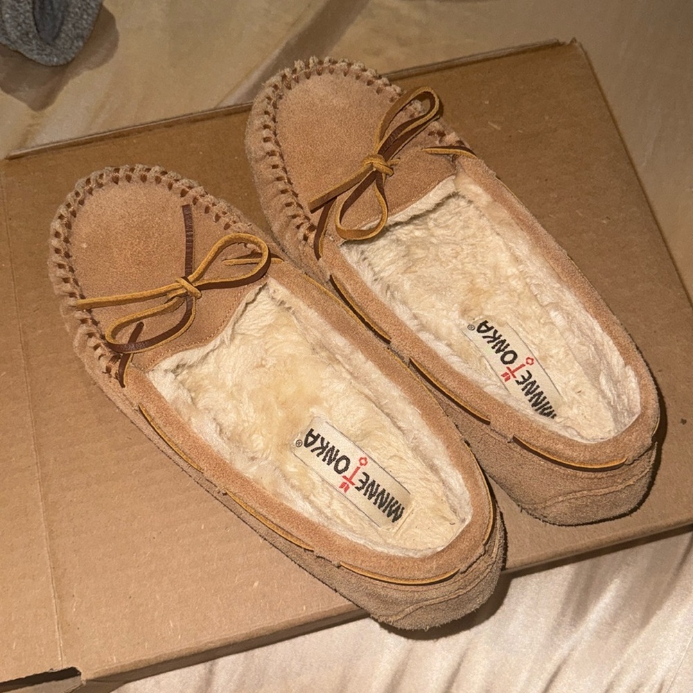 Minne Tonka Slippers